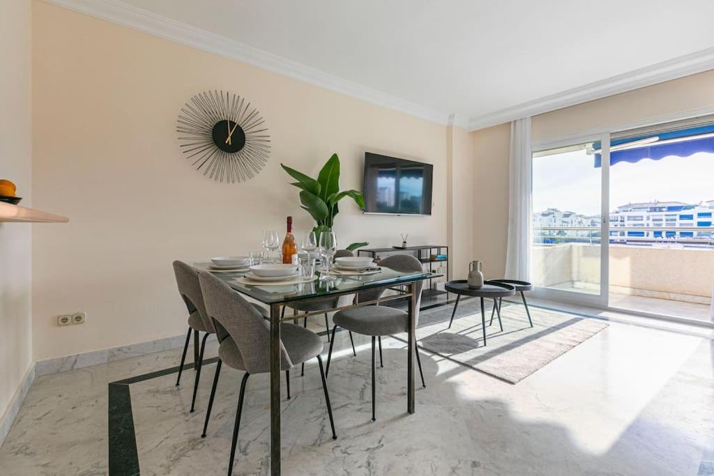 Luminous Apartment In Puerto Banus, Μαρμπέλλα Εξωτερικό φωτογραφία