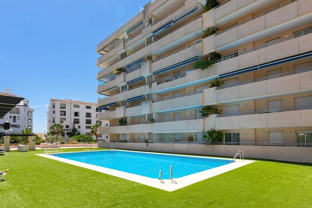 Luminous Apartment In Puerto Banus, Μαρμπέλλα Εξωτερικό φωτογραφία