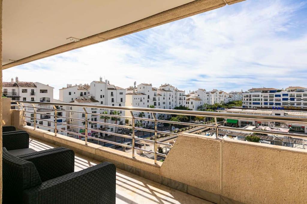 Luminous Apartment In Puerto Banus, Μαρμπέλλα Εξωτερικό φωτογραφία